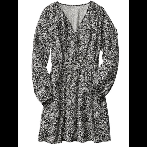 1 Small Left ! Floral Dress ! 5 ⭐️ rating - Picture 3 of 5